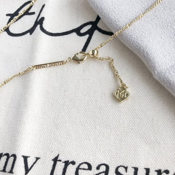 Kendra Scott Short Pendant Necklace - Clover White Crystal Gold - Picture 2 of 4